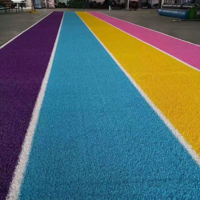 Campo de jogos falsificado colorido decoração da grama do jardim